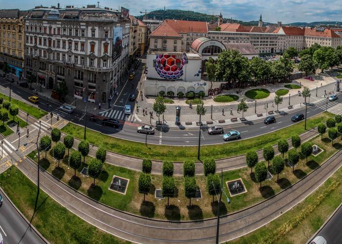 EURÓPA CENTER IRODAHÁZ