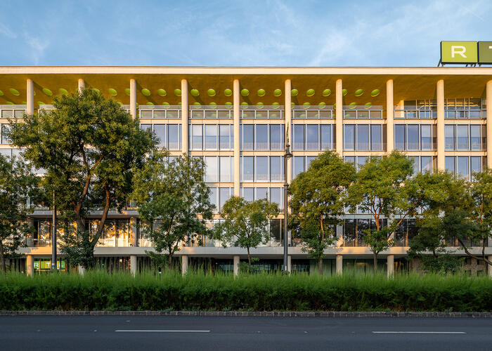 Liget Center