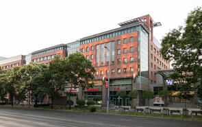  444 m2 Iroda - WestEnd Offices